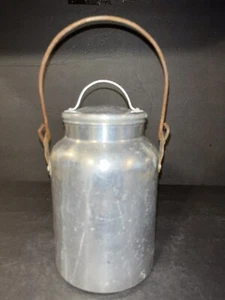 Vintage Mirro Aluminium Eimer mit Stahlballengriff Lagerfeuer Koch 2 Quart Größe USA - Bild 1 von 14