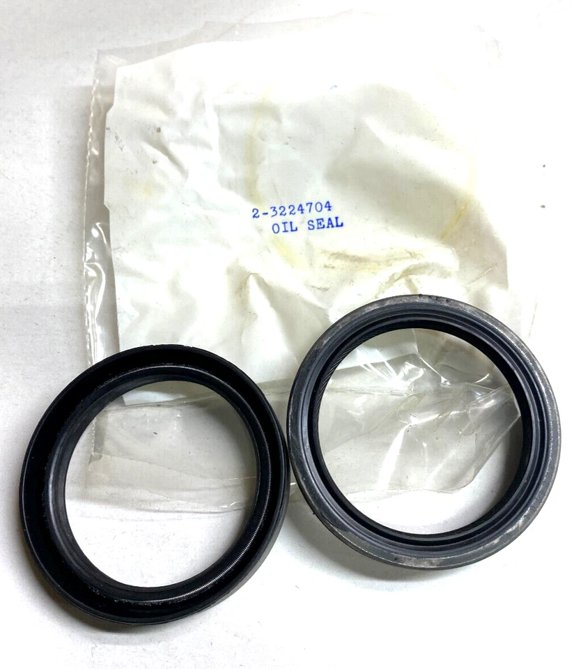 2 Crown Automotive Jeep p/n 3224704 sello del cigüeñal principal (delantero) Foto 1 de 1