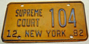 Nummernschild NEW YORK SUPREME COURT 1982 "104" - KOSTENLOSER VERSAND!!! - Bild 1 von 2