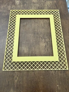 Vintage 1979 Yellow Lattice Plastic Frames Set Of Two. - Picture 1 of 7