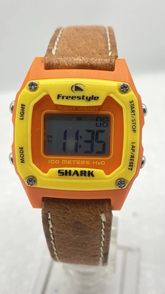 Reloj Freestyle Tiburón Unisex 30mm Tono Naranja Bronceado Nylon Retroiluminación Batería Nueva Foto 1 de 4