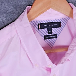 Camisa Tommy Hilfiger Para Hombre XXL Rosa Manga Larga Calce Regular Algodón Ligero - Imagen 1 de 13