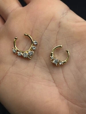 Due Piercing finto per il naso NO FORO in Acciaio chirurgico con veri zirconi - Immagine 1 di 4