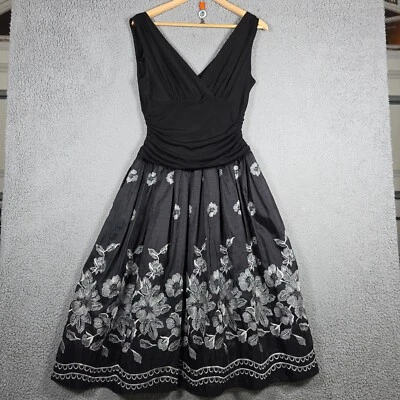 Vestido SL Fashions Talla 10 Negro Blanco Midi Cuello en V Sin Mangas Floral Cachicho Foto 1 de 4