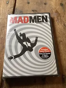 Mad Man Complete Season Four 4 DVD Disc 13 Episodes NEW Sealed - Foto 1 di 2