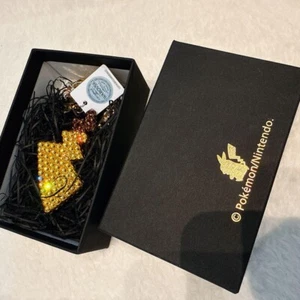 Pikachu's Tail Swarovski Pokemon Center Shibuya Limited Japan - Picture 1 of 2