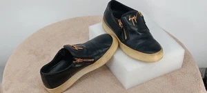 Giuseppe Zanotti Black Leather Gold Zip Sneakers – Iconic Italian Style | 37 - Picture 1 of 4
