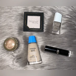 Paquete de maquillaje de 5 piezas - Nuevo - Imagen 1 de 2