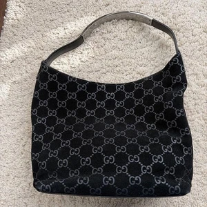 Bolso de Hombro Gucci Gamuza Negro Elegante Clásico Diseñador de Japón para Mujer - Imagen 1 de 11