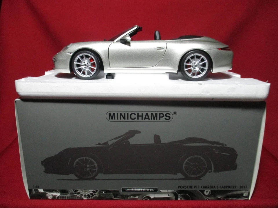 1:18 Porsche 911 Carrera S Cabriolet 991 Limited Ed 750 Pcs Minichamps Model Car - Image 1 of 4