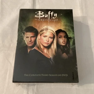 Buffy the Vampire Slayer Staffel 3 (DVD, 6-Disc Set) NEU Sealed - Bild 1 von 3