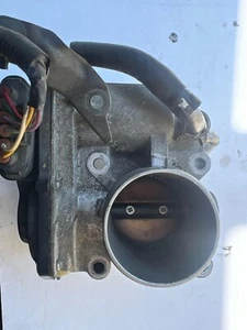 2004-2006 Toyota Scion XB Throttle Body 1.5L OEM Scion XA - Picture 1 of 4