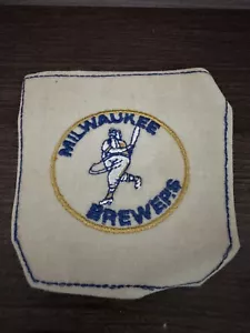 Milwaukee Brewers MLB Baseball Vintage Team Logo Patch - Picture 1 of 8