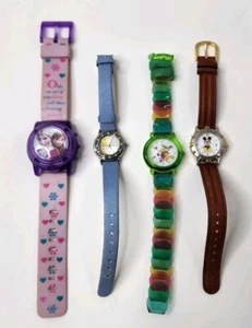 Lote de 4 relojes Disney usados - Mickey/Winnie the Pooh/Tinkerbell/Frozen - Imagen 1 de 13