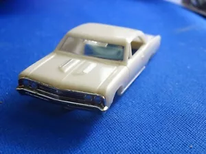 Carrozzeria slot car nuova 1967 bianca Chevelle MoDEL MoToRING T-jet scala HO Aurora RRR - Foto 1 di 6