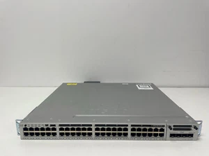 CISCO WS-C3850-48F-E + C3850-NM-2-10G. GARANTIE 90 JOURS. LIVRAISON GRATUITE AU ROYAUME-UNI - Photo 1/2