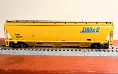 LBF Gold Series Trinity 5162 Grain Hopper DM&E 51002 - Image 1 of 4