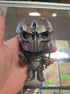 Funko POP! Figura de El Señor de los Anillos Hobbit Sauron #122 retirada abovedada fuera de caja 2014 - Imagen 1 de 3