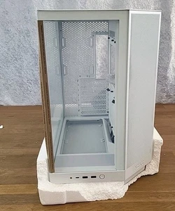 H6 Flow RGB | CC-H61FW-R1 | Kompaktes Mid-Tower Gehäuse mit zwei Kammern | In... - Afbeelding 1 van 5