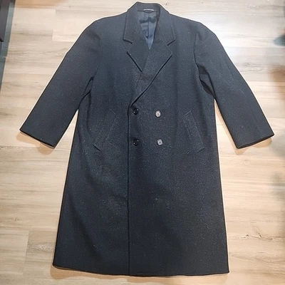 Abrigo clásico para hombre. Color carbón London Fog pura lana Foto 1 de 4