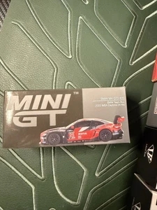 Modellino auto pressofuso MINI GT 1:64 BMW M4 GT3 #25 RLL 2022 IMSA Daytona 24 ore - Foto 1 di 4
