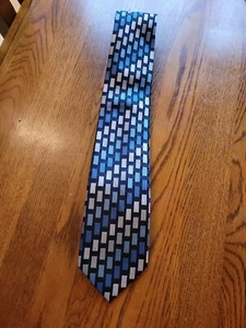Croft & Barrow Tie Silver / Blue Geometric - Picture 1 of 3