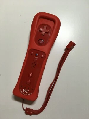  Controladores de movimiento Nintendo Remote Plus (RVLAPNPA) Foto 1 de 3