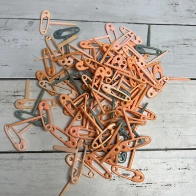 70+ Selecciones de cupcakes vintage para baby shower prendedores para bebés revelación de género fotos de pastelería Foto 1 de 4