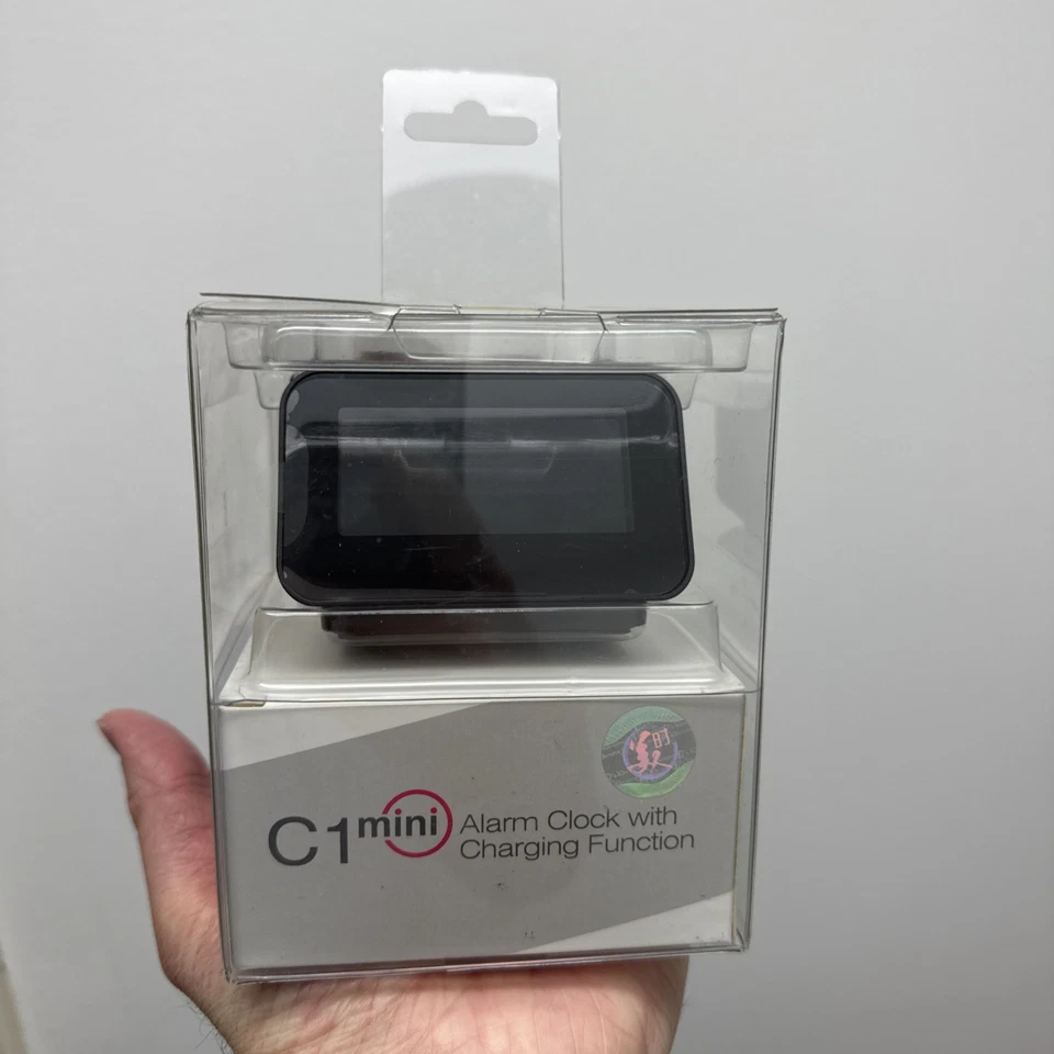 Mini Reloj Despertador Homtime C1 con Función de Carga y Puertos USB Nuevo Foto 1 de 4