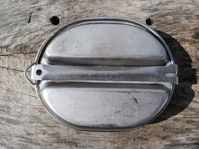 1982 US Army Mess Kit No utensils - Image 1 of 3