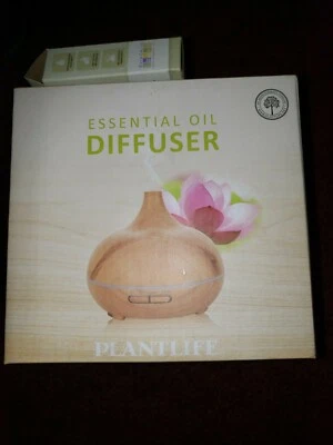 NEW NIB PLANTLIFE OIL DIFFUSER + LAVENDER ESSENTIAL OIL - Image 1 of 4