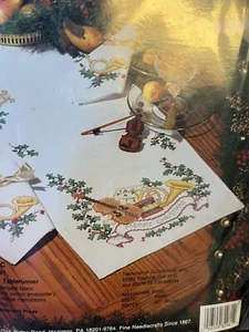 NEW Bucilla Christmas Music Table Runner 82981 Violin Holly Kit Grannycore 14x44 - Picture 1 of 4