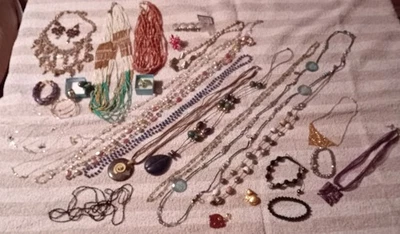 Modeschmuck Konvolut über 30 Teile - Bild 1 von 4