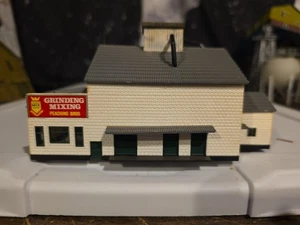 Heljan N Scale Peaching Bros Grinding Mixing Factory Warehouse Fully Assembled - Picture 1 of 12