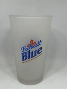 Labatt Blue Frosted Pint Beer Glass - Picture 1 of 6
