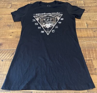 APC A PERFECT CIRCLE 13TH STEP OUTSIDER BLACK MEDIUM TOUR T-SHIRT WOMENS - Imagem 1 de 4