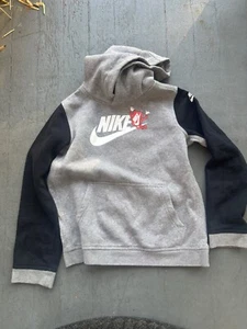 Big Boys Nike Large Fleece Hoodie Gray, Black, White Logo W/ Nike Shoe Box! - Picture 1 of 2