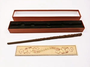 Hermione Granger Wand Authentic from The Wizarding World of Harry Potter w/ Map - Imagen 1 de 8