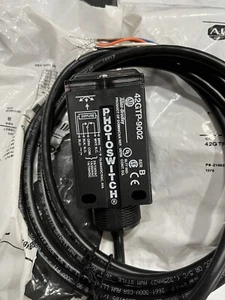 Allen Bradley Photo switch 42GTP-9002 Photoelectric, Diffuse, 70 - 264V - Picture 1 of 2