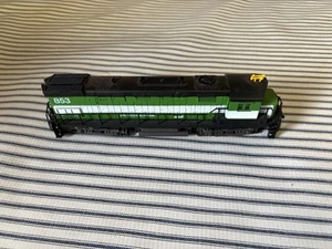 Vintage Ho Model Locomotive Burlington Northern Number 853 - Picture 1 of 6