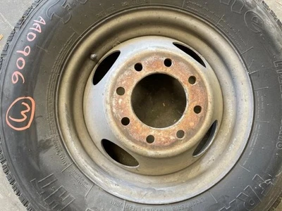 Llanta Chevrolet C3500 88-00 USADA 16x6 DOBLE ACERO SIN NEUMÁTICO 8 orejetas  Foto 1 de 4