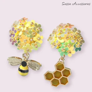 Gold BIENE & WABEN OHRRINGE Floral Cluster Asymmetrisch Elegant Gold Tropfen - Bild 1 von 5