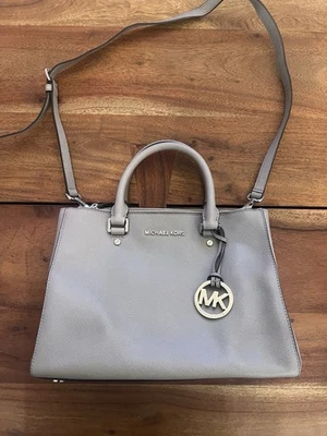 Cartera de cuero Michael Kors - gris Foto 1 de 4