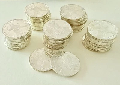 Poker Chips aus Metall in Form Eines Silberdollars (KEIN Silber)  - 47 Stück - Bild 1 von 2