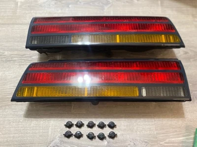 Juego de luces traseras Pontiac Firebird 86-92 lado conductor y pasajero OEM 🔥Muy bonito Foto 1 de 4