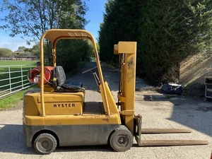 Hyster Fork Lift - F163, 1.5t, LPG, 3 mast - Picture 1 of 23