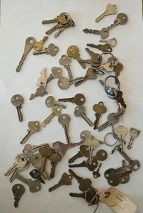 Lot of 60 Old Flat Keys Vintage Antique Corbin National Sears Keil Yale Sargent - Picture 1 of 5