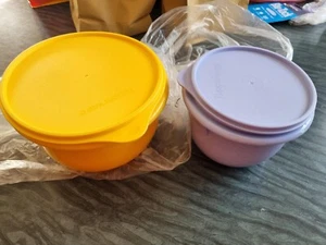 Tupperware Brand New Set of 2 Mixing Bowl set - 1.9L and 1.1L - Picture 1 of 3