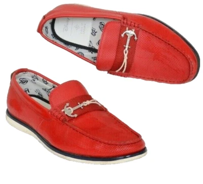 Disney Donald Duck X Call It Spring Abroad Men 8 Women 10 Red Loafers Slip On - Image 1 of 4