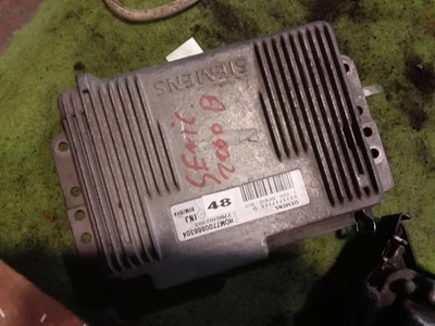 Centralina iniezione  RENAULT MEGANE 1a Serie 2.0 Scènic RT Mnv 5p/b/1998cc - Immagine 1 di 2